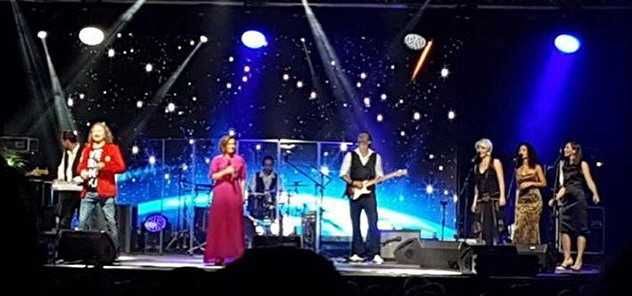 Юлия Проскурякова вышла на сцену после рождения дочери Игорь Николаев и Юлия Проскурякова